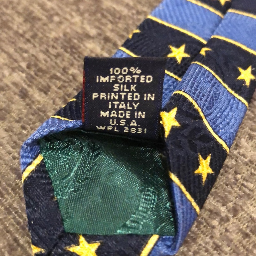 Tie - Picture 3 of 4